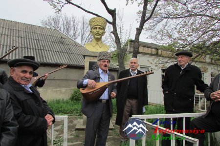 Borçalıda Aşıq Hüseyn Saraçlının xatirə günü keçirilib