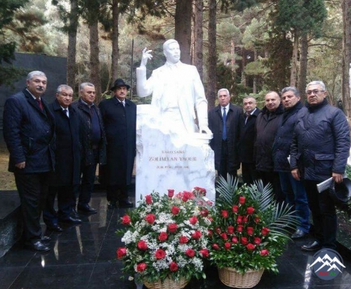 ZƏLİMXAN YAQUB FƏXRİ XİYABANDA ANILDI