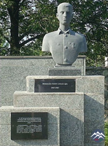 "Qırmızı Ulduz" ordenli 20 yaşlı QƏHRƏMAN ƏSGƏR - RAHİB MƏMMƏDOV (1967–1987)