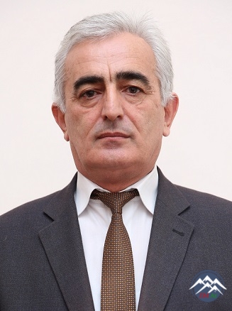 XALQINI, VƏTƏNİNİ SEVƏN,  MİLLİ DÜŞÜNCƏYƏ MALİK ƏSL VƏTƏNDAŞ, İŞGÜZAR ALİM, PEŞƏKAR PEDAQOQ, NƏCİB İNSAN, DƏYƏRLİ ZİYALI VƏ BÖYÜK ŞƏXSİYYƏT - PROFESSOR MƏDƏD ÇOBANOV
