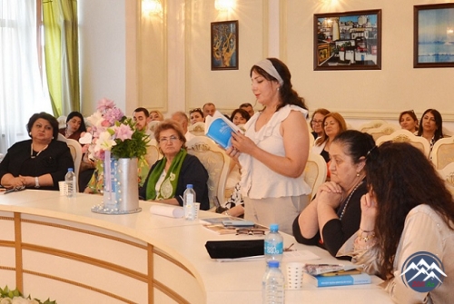 Salidə Şərifovanın “Leyla Əliyevanın poetik dünyası” kitabının təqdimatı keçirilib