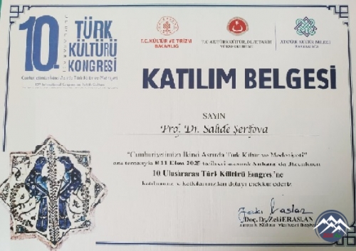 Professor Salidə Şərifova X Türk Kültürü Konqresində məruzə etmişdir