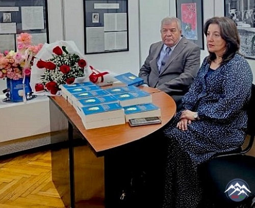 İstiqlal Muzeyində Salidə Şərifovanın yeni kitabının təqdimatı keçirilib