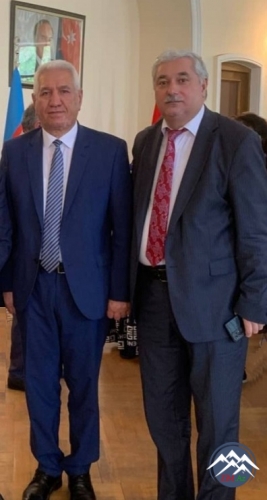 TƏBRIKLƏR,  UĞURLAR...