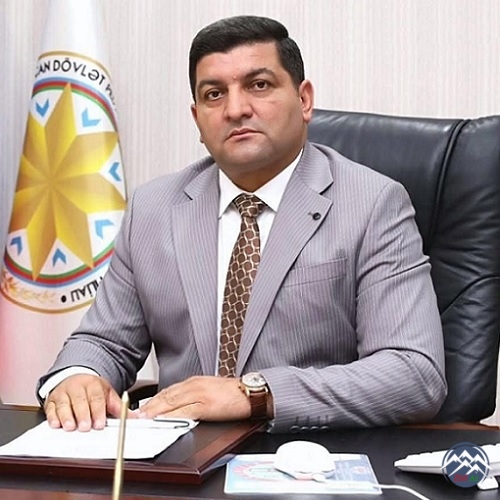 Professor Yusif Alıyev: 