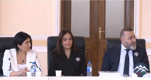 Folklorşünas alim Elxan Məmmədlinin 80 illik yubileyi və yeni kitablarının təqdimatı keçirilib