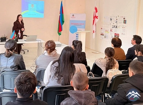 QARDABANİdə TƏHSİL və İNTEQRASİYA MƏRKƏZİnin FƏALİYYƏTİ və GƏLƏCƏK PLANLARI MÜZAKİRƏ OLUNUB