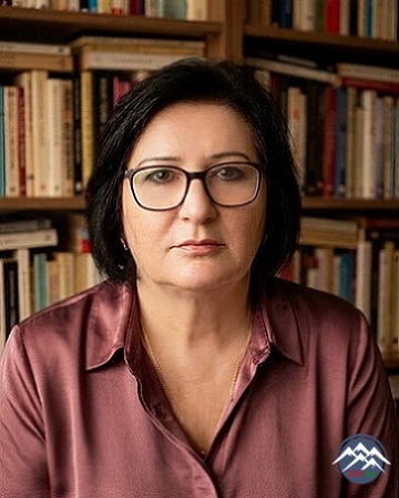 ELMMETRIK DÜŞÜNCƏNİN ƏDƏBİYYATŞÜNASLIQDA YENİ MƏRHƏLƏSİ