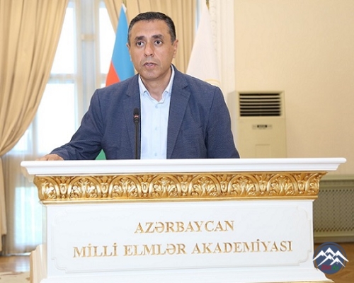AMEA-da Milli Mətbuat Gününə həsr olunmuş tədbir keçirilib