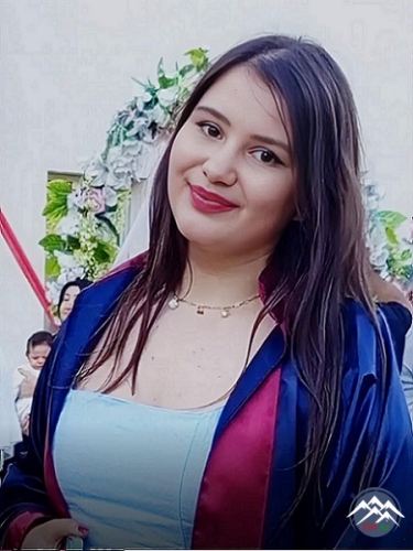Qarayazılı Mədinə Mustafayeva qardaş Türkiyədə liseyi əla qiymətlərlə bitirib və universitetə qəbul olub