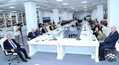 AMEA-da USTAD AŞIQ HÜSEYN SARAÇLInın 110 illik YUBİLEYİnə həsr olunan BEYNƏLXALQ ELMİ KONFRANS KEÇİRİLİB