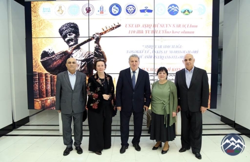 AMEA-da USTAD AŞIQ HÜSEYN SARAÇLInın 110 illik YUBİLEYİnə həsr olunan BEYNƏLXALQ ELMİ KONFRANS KEÇİRİLİB