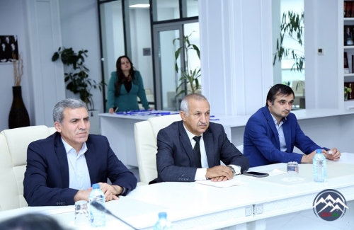 AMEA-da USTAD AŞIQ HÜSEYN SARAÇLInın 110 illik YUBİLEYİnə həsr olunan BEYNƏLXALQ ELMİ KONFRANS KEÇİRİLİB