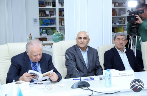 AMEA-da USTAD AŞIQ HÜSEYN SARAÇLInın 110 illik YUBİLEYİnə həsr olunan BEYNƏLXALQ ELMİ KONFRANS KEÇİRİLİB (-Yenilənib-)
