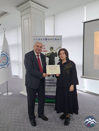 AMEA-da USTAD AŞIQ HÜSEYN SARAÇLInın 110 illik YUBİLEYİnə həsr olunan BEYNƏLXALQ ELMİ KONFRANSI ÖZ İŞİNİ DAVAM ETDİRİB