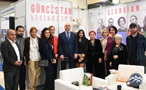 GÜRCÜSTANDA YAŞAYAN SOYDAŞLARIMIZ  XII BEYNƏLXALQ KİTAB SƏRGİSİNDƏ