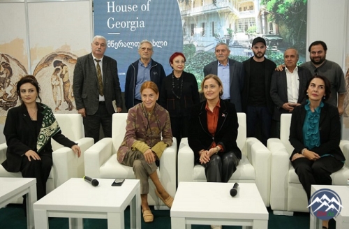 GÜRCÜSTANDA YAŞAYAN SOYDAŞLARIMIZ  XII BEYNƏLXALQ KİTAB SƏRGİSİNDƏ